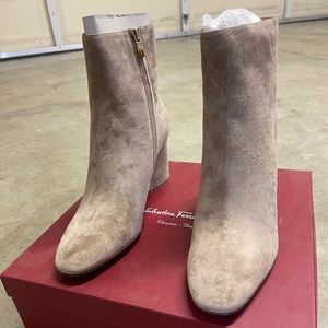 New Salvatore Ferragamo heel boots